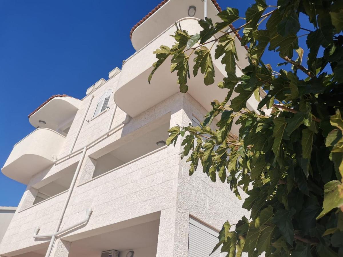 Apartments Marija - By The Sea Rogoznica  Eksteriør billede