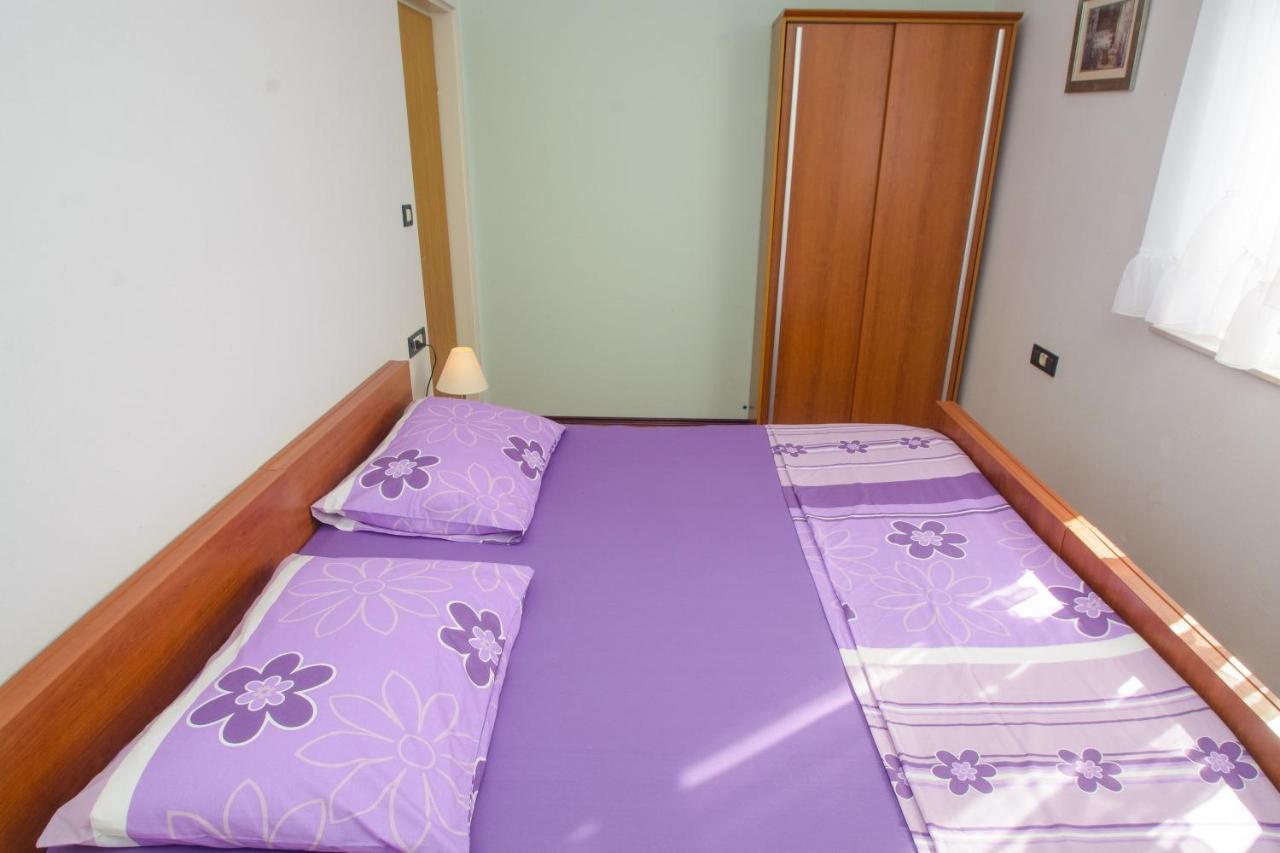 Apartments Marija - By The Sea Rogoznica  Eksteriør billede